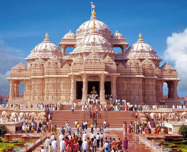 Religious & Spiritual Tour of Old & New Delhi