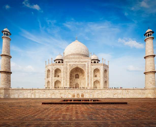 Sunrise Taj Mahal And Agra Tour By Car