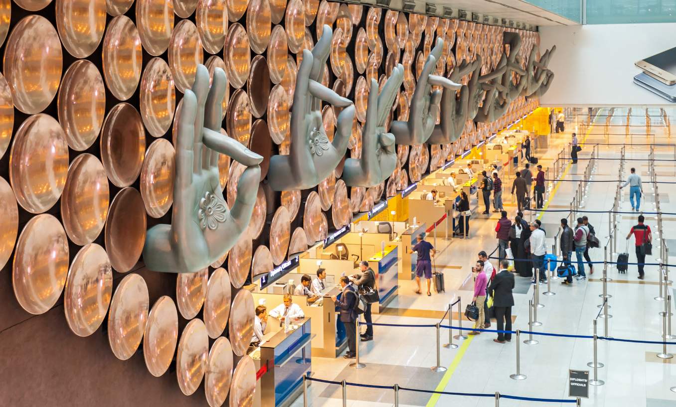 From Delhi Airport: Layover Guided Old & New Delhi Tour