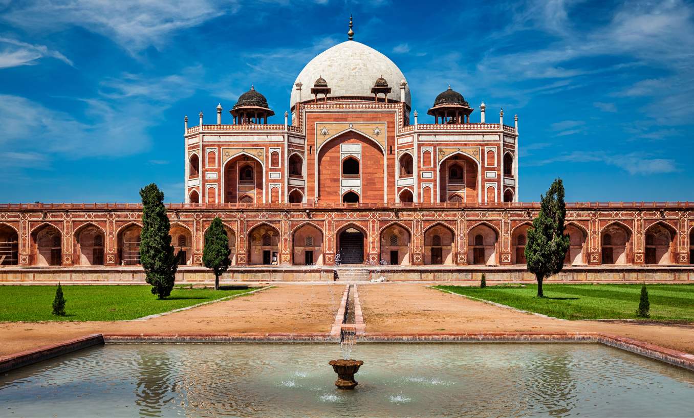 2 Days Tour of Delhi and Agra by Car